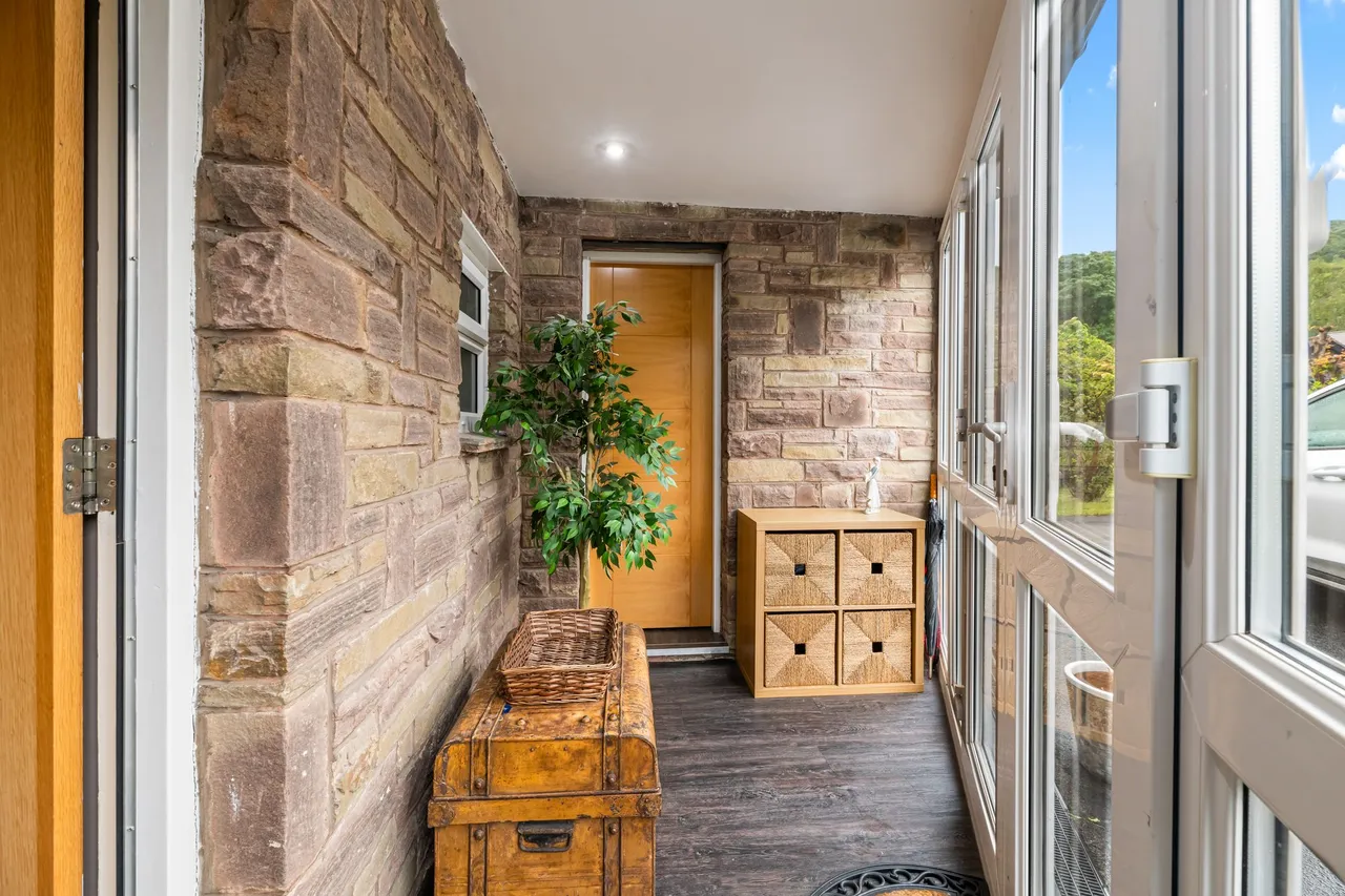 Orchard Close, Frodsham, photo 14