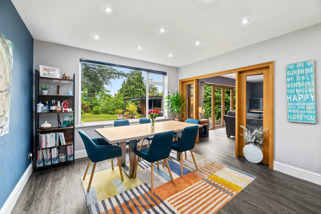 Orchard Close, Frodsham, photo 6