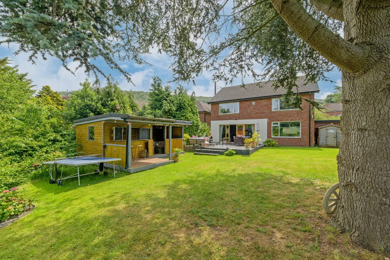 Orchard Close, Frodsham, photo 26