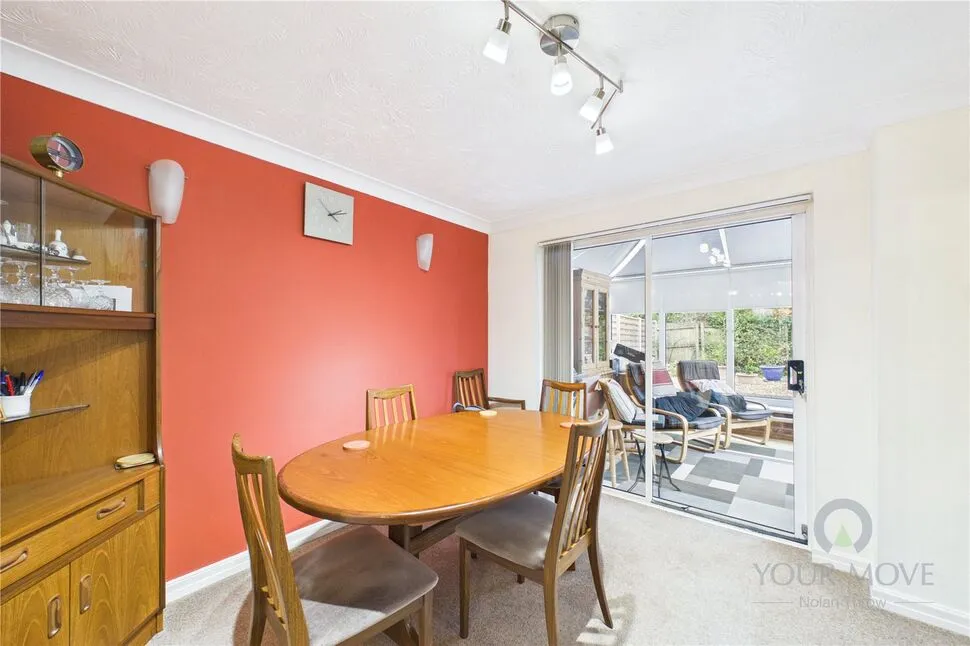 Woodland Walk, Northampton, NN3, photo 5
