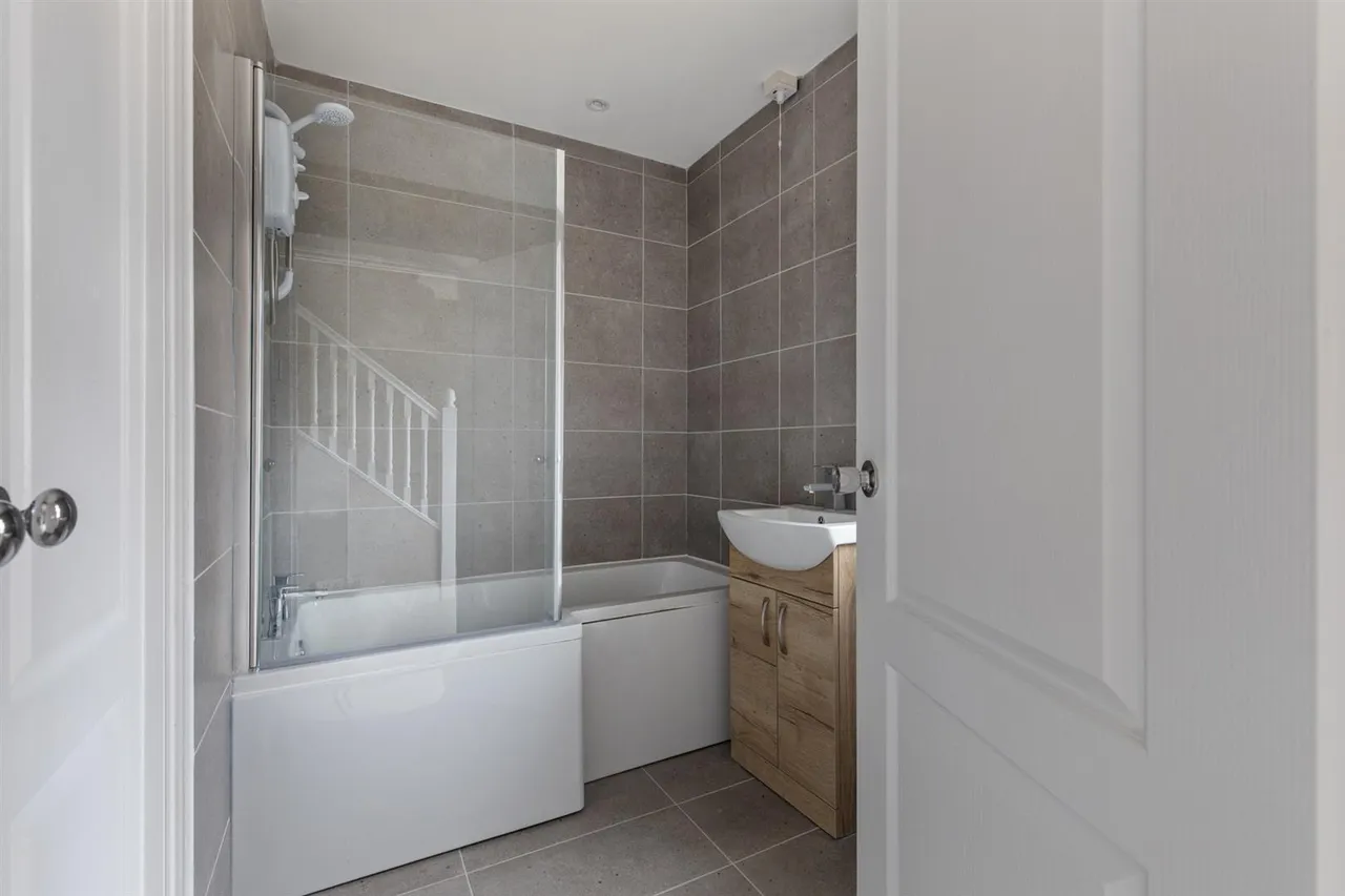 Moss Road, Millisle, BT22, photo 15