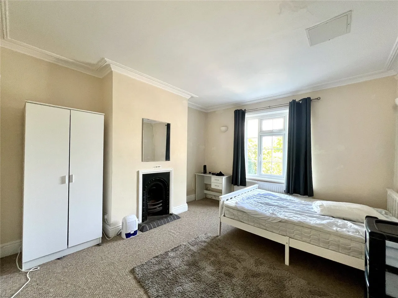 Nightingale Road, Guildford, GU1, photo 2