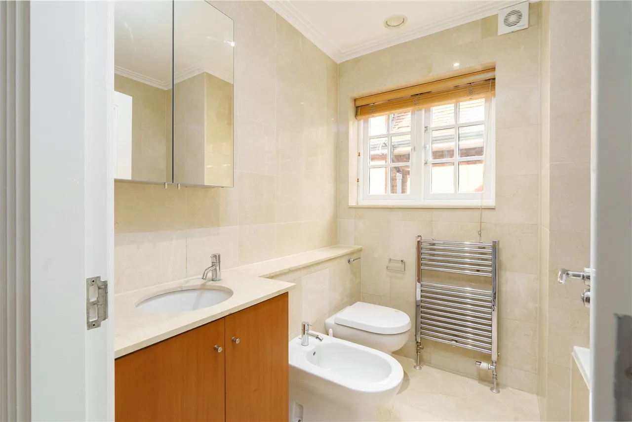 Winnington Close, Hampstead Garden Suburb, London, N2 0UA, photo 9