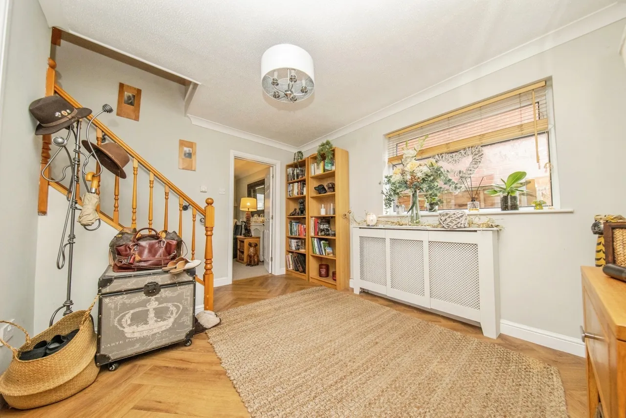 Newell Rise, Claydon, Ipswich, Suffolk, IP6, photo 2