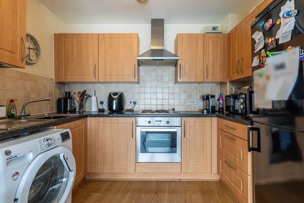 Admirals Way, Gravesend, DA12, photo 4