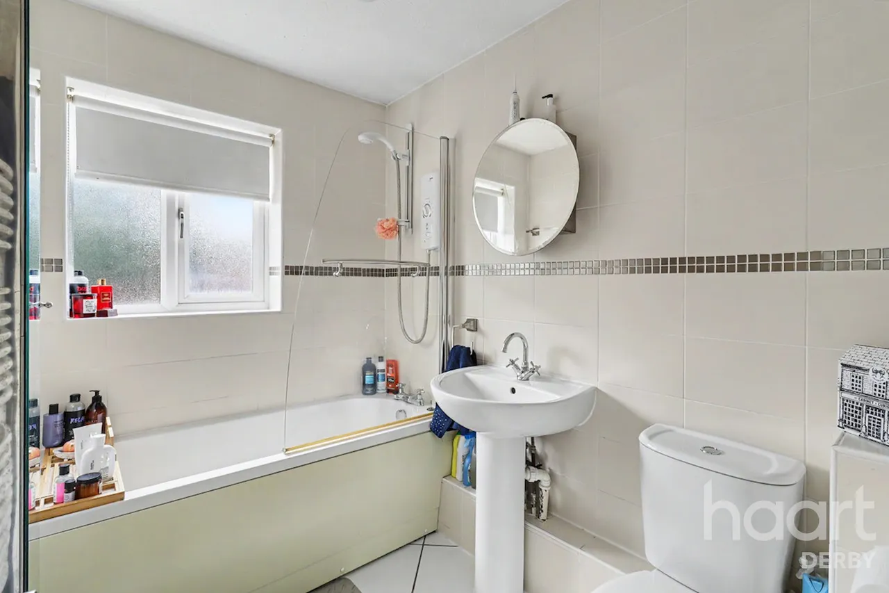 Longstock Close, Oakwood, DE21, photo 15