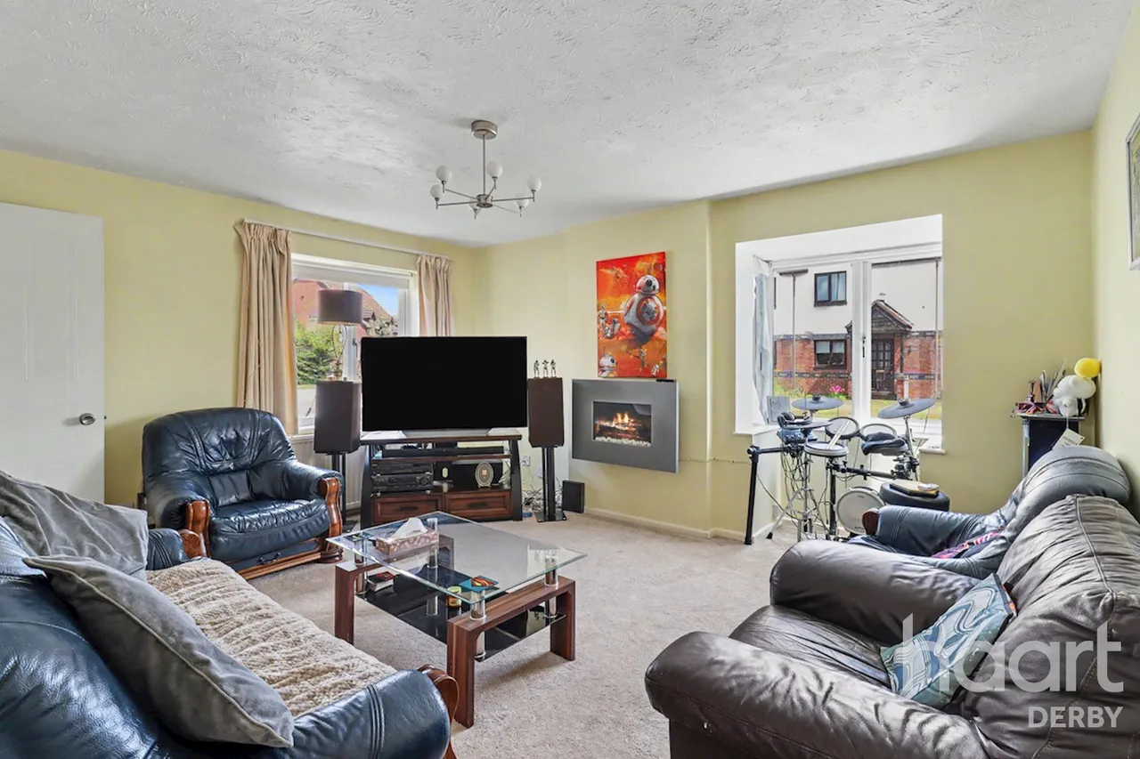 Longstock Close, Oakwood, DE21, photo 3