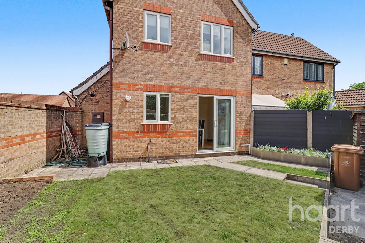Longstock Close, Oakwood, DE21, photo 16