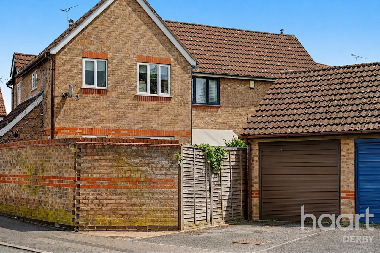 Longstock Close, Oakwood, DE21, photo 17