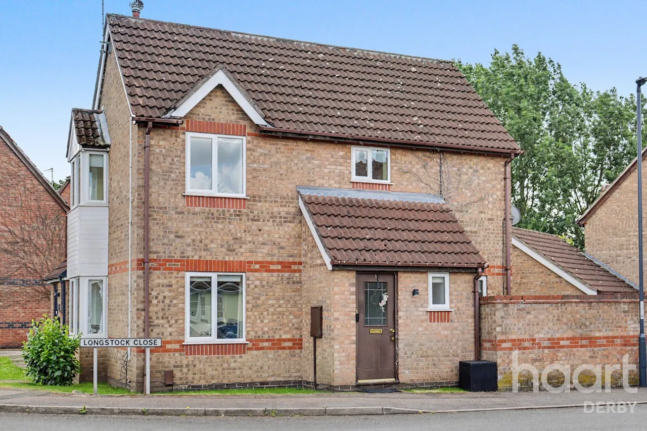 3 bed house for sale, Longstock Close, Oakwood, DE21