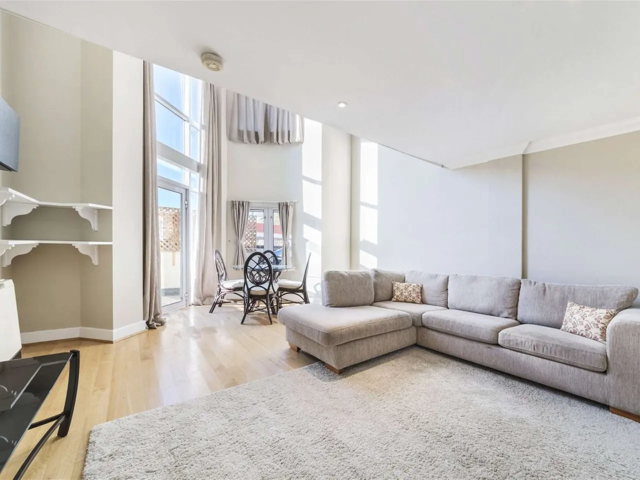 1 bed flat to rent — Gallery Court, Gunter Grove, London, SW10 0UJ