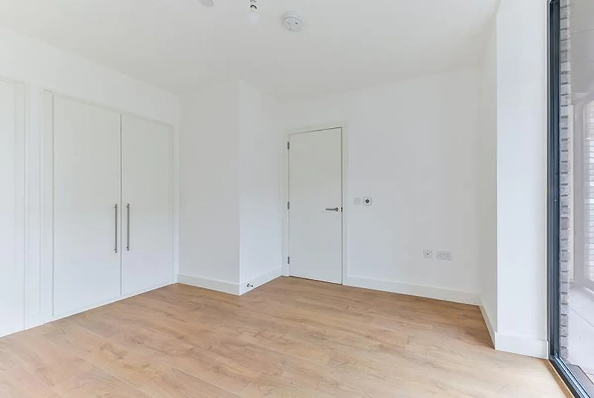 Aberfeldy Square, London, E14, photo 10