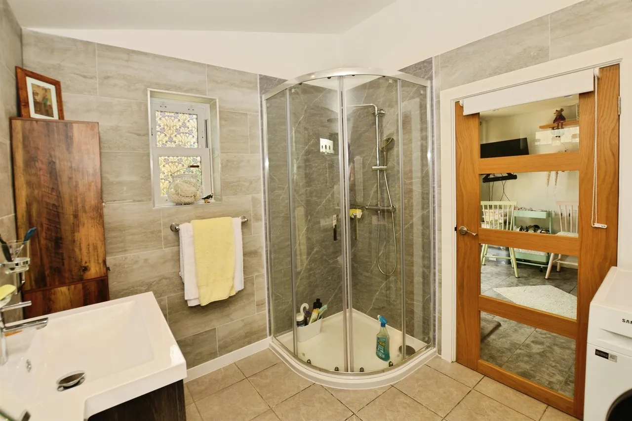 South Street, Lydd, TN29, photo 13