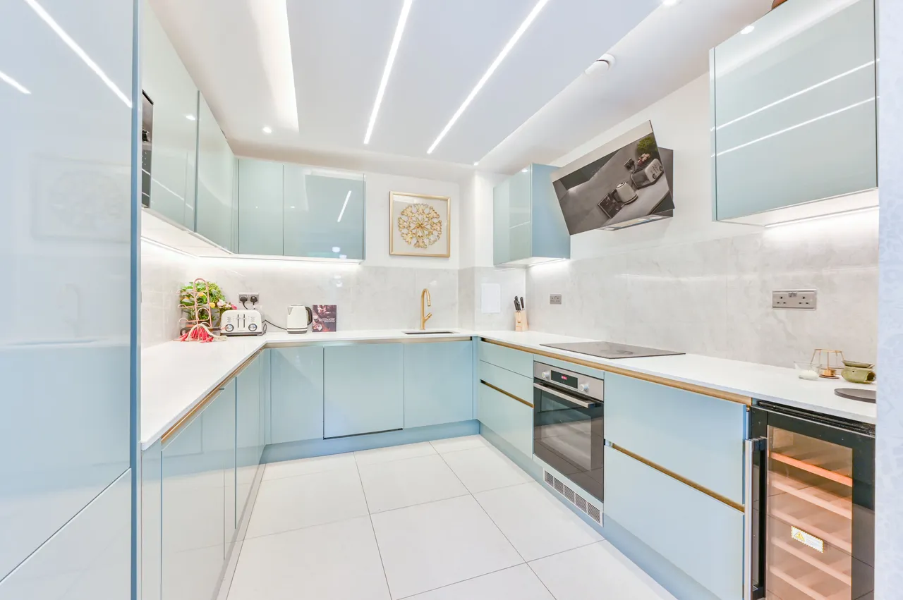 27 Chase House, 1 Hansel Road, London, photo 2