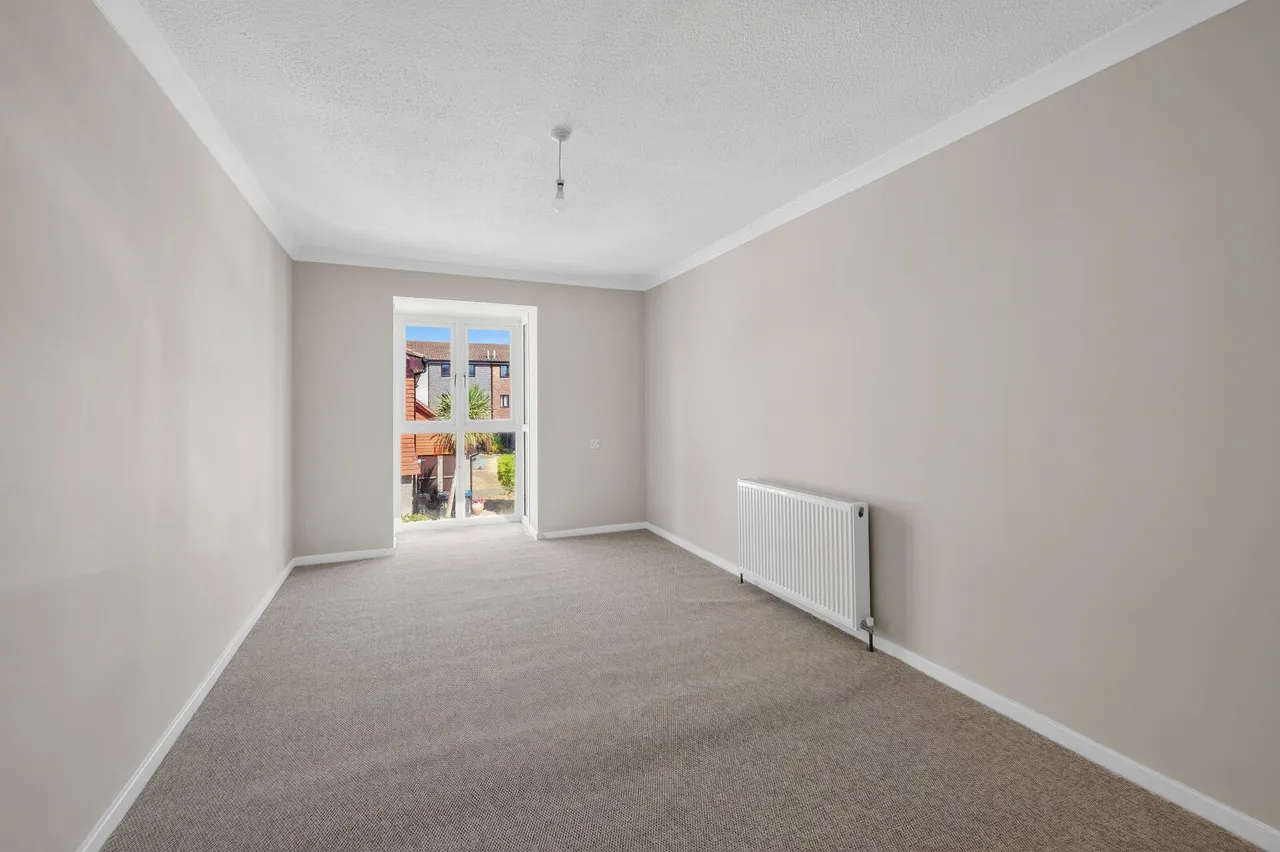 Coniston Close, London, SW20, photo 7