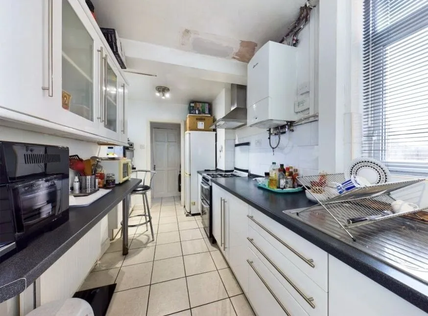 Hurst Road, Longford, West Midlands, CV6, photo 8