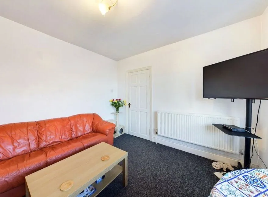 Hurst Road, Longford, West Midlands, CV6, photo 5