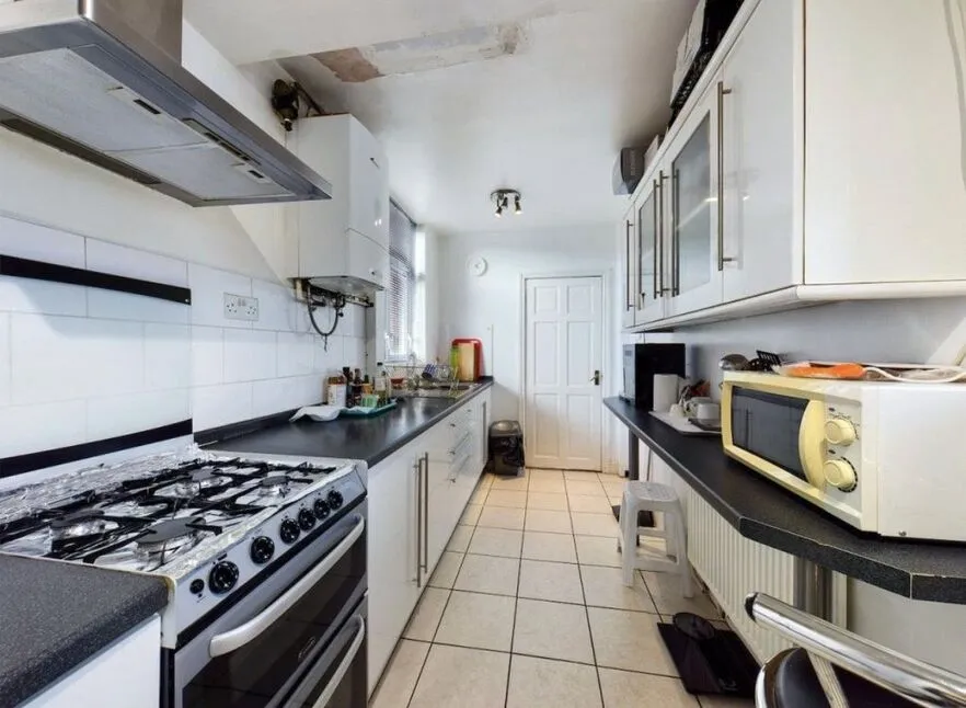 Hurst Road, Longford, West Midlands, CV6, photo 7
