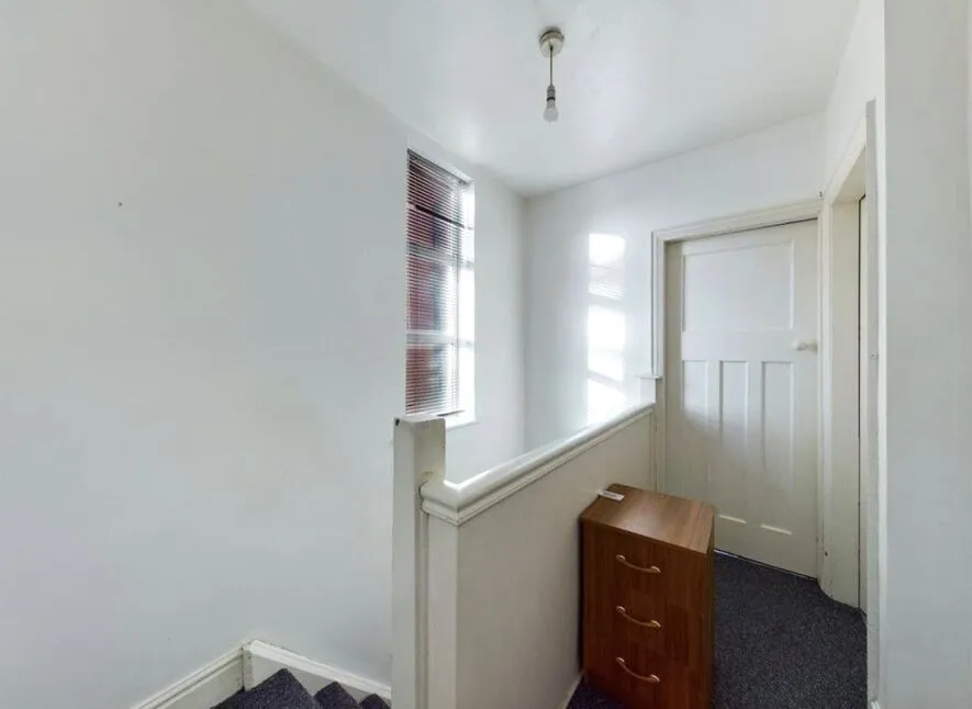 Hurst Road, Longford, West Midlands, CV6, photo 10