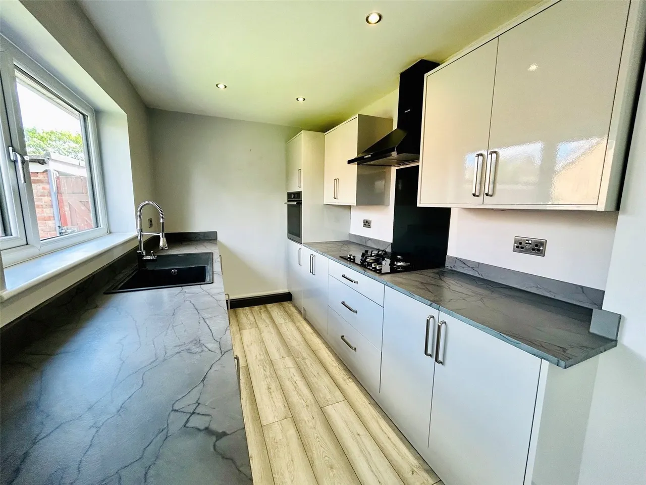 Brindle Road, Bamber Bridge, Preston, Lancashire, PR5, photo 4
