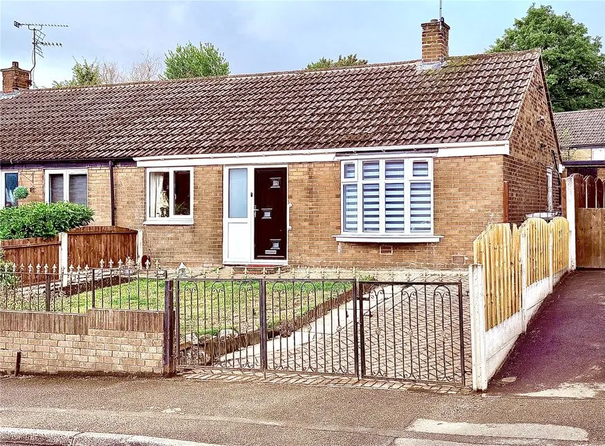 2 bed house for sale — Norville Crescent, Darfield, Barnsley, S73