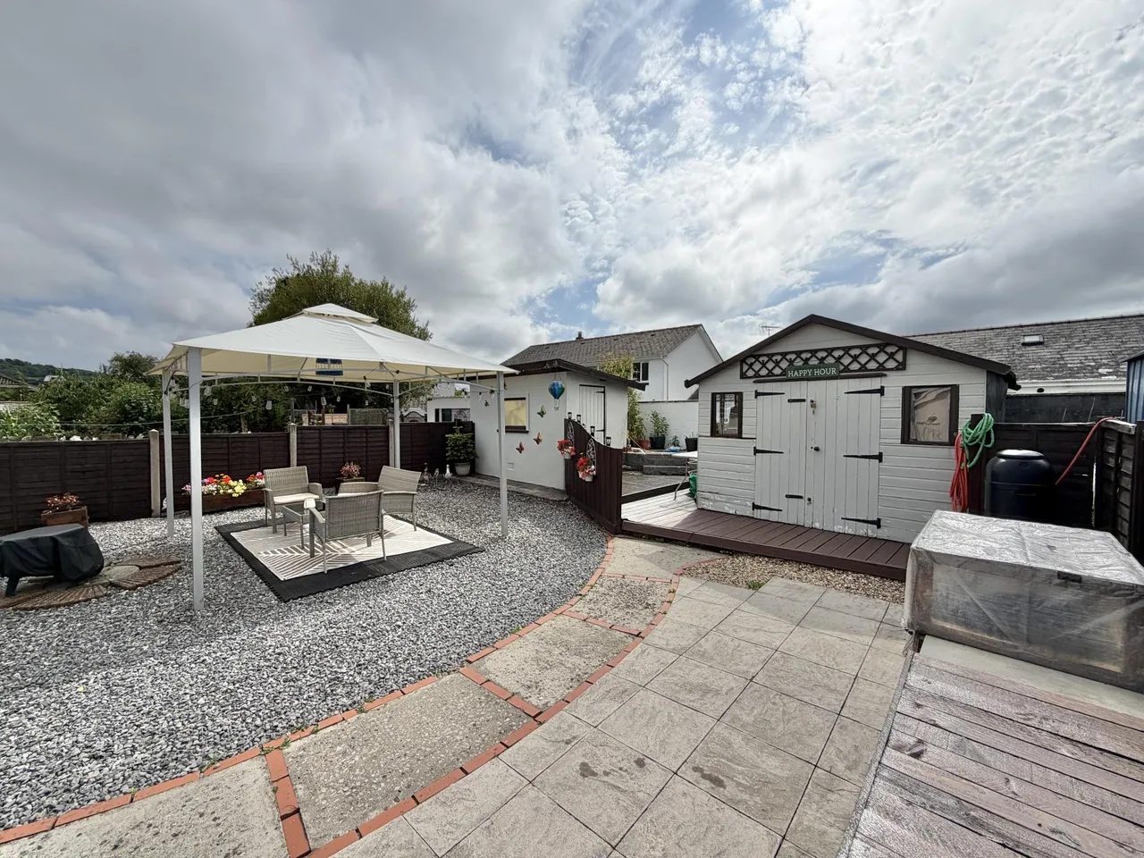 Cefn Road, Ammanford, SA18, photo 8