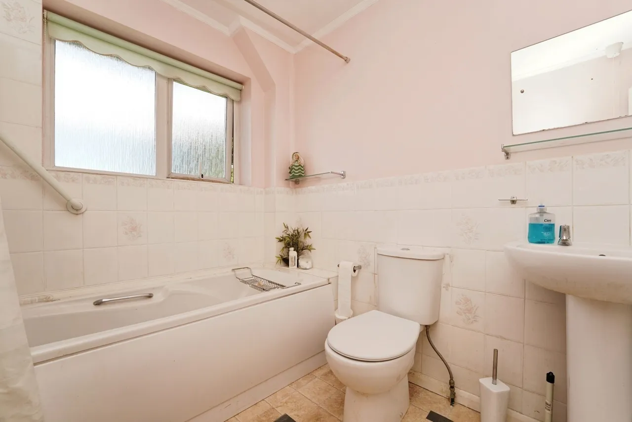 Hinton Road, Gloucester, Gloucestershire, GL1, photo 12