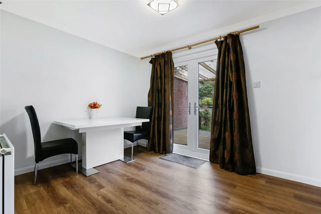 Waverley Crescent, Livingston, EH54, photo 6