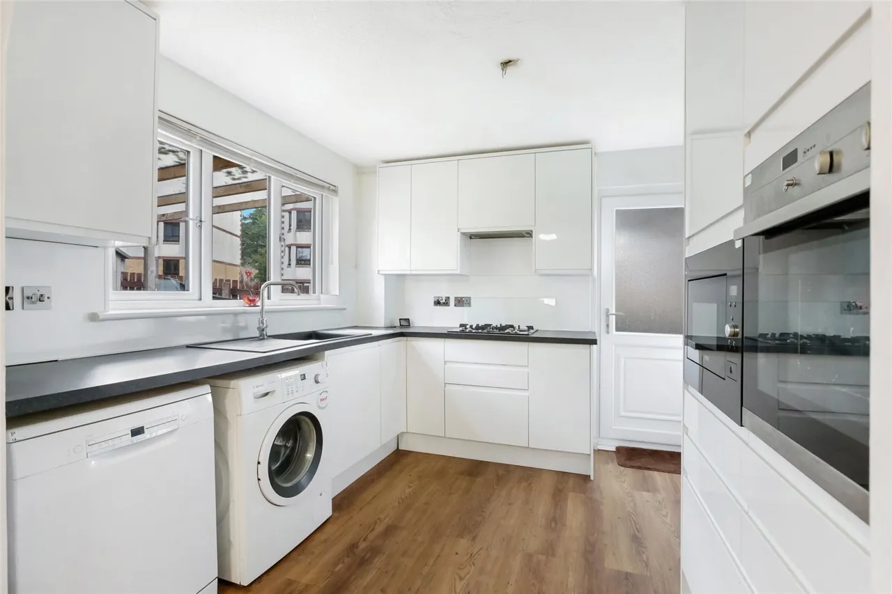 Waverley Crescent, Livingston, EH54, photo 4