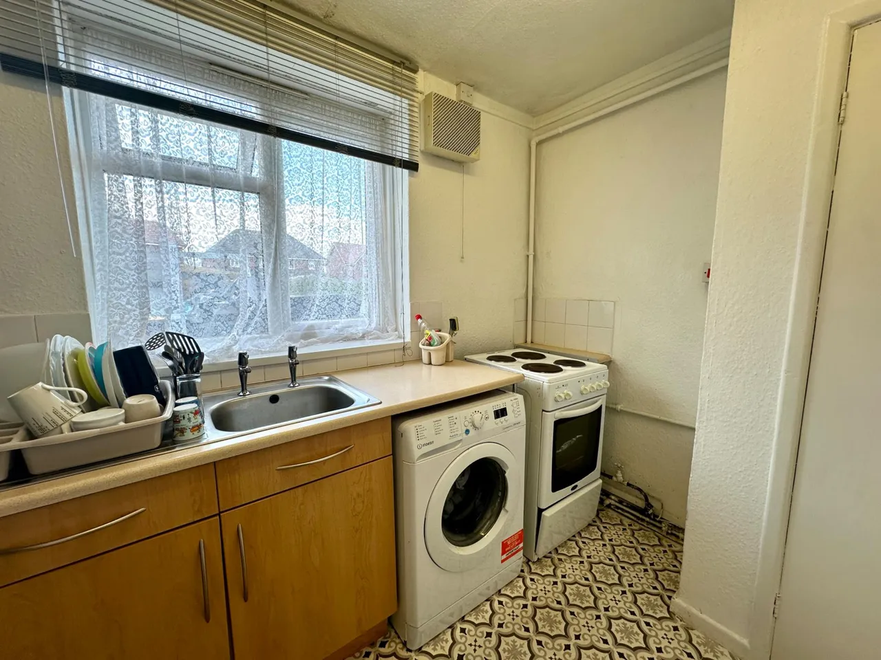 Campville Crescent, West Bromwich, B71, photo 3