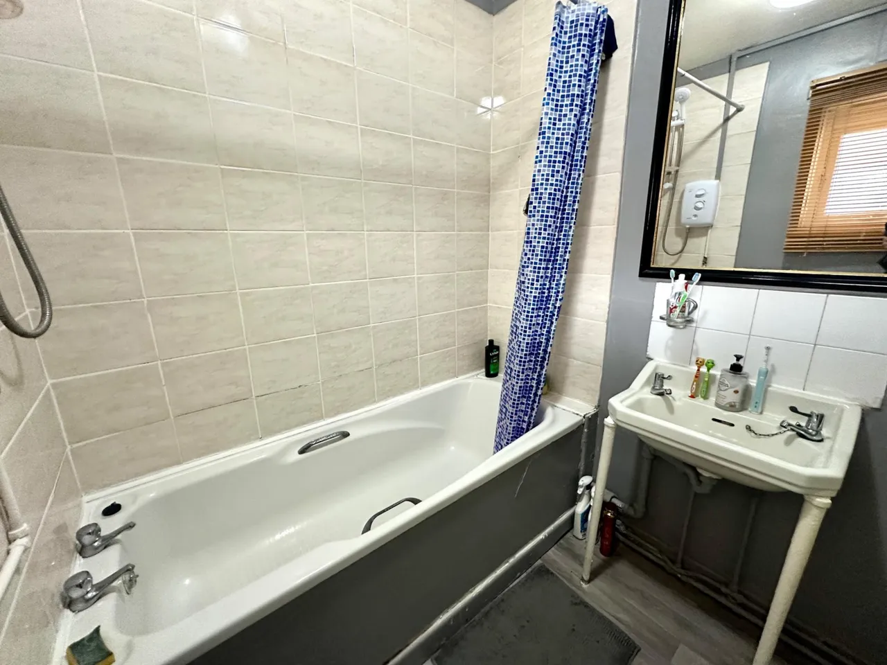 Campville Crescent, West Bromwich, B71, photo 7