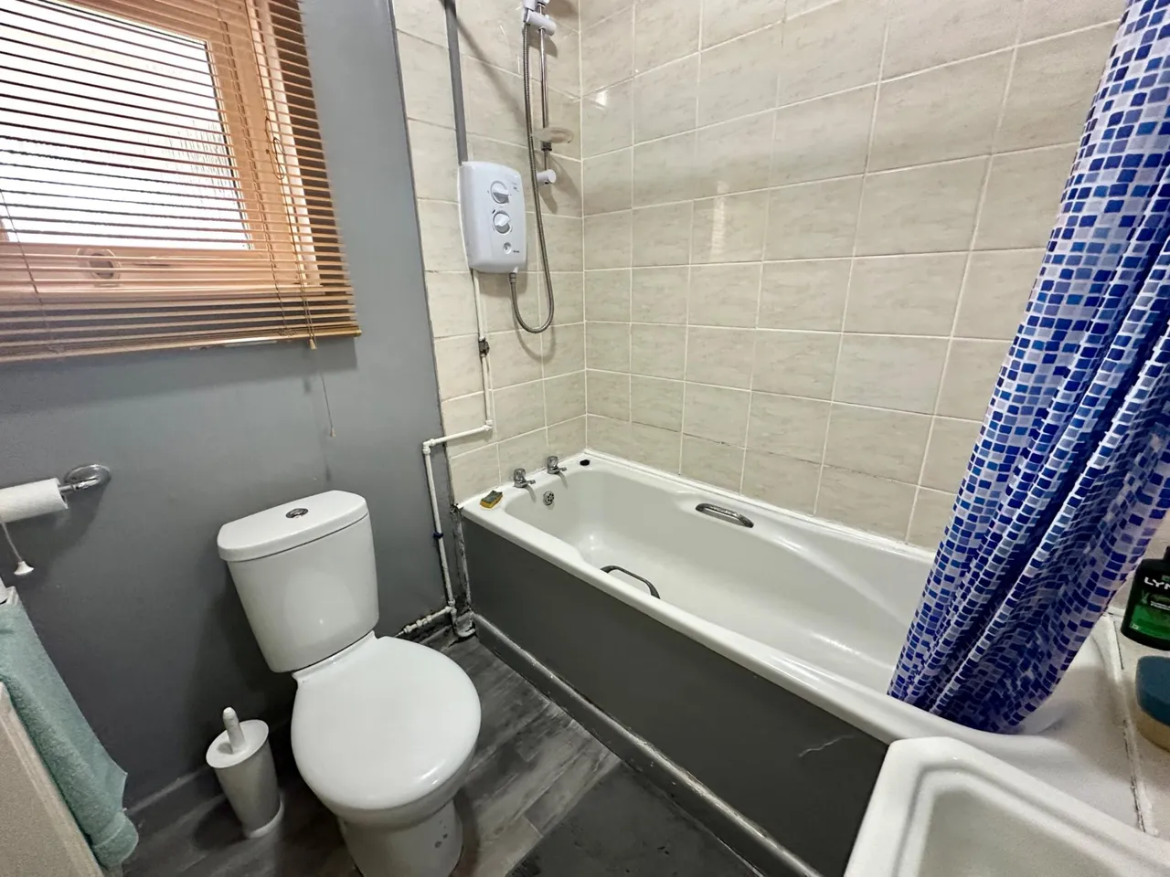 Campville Crescent, West Bromwich, B71, photo 6