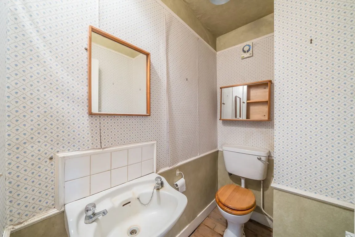 The Embankment, TW1, photo 10