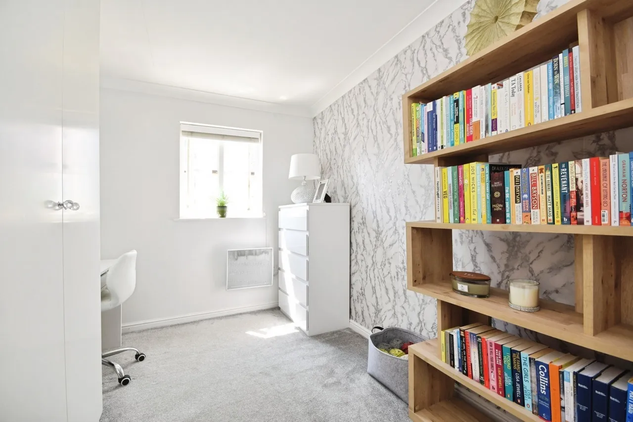 Roche Close, Rochford, Essex, SS4, photo 9