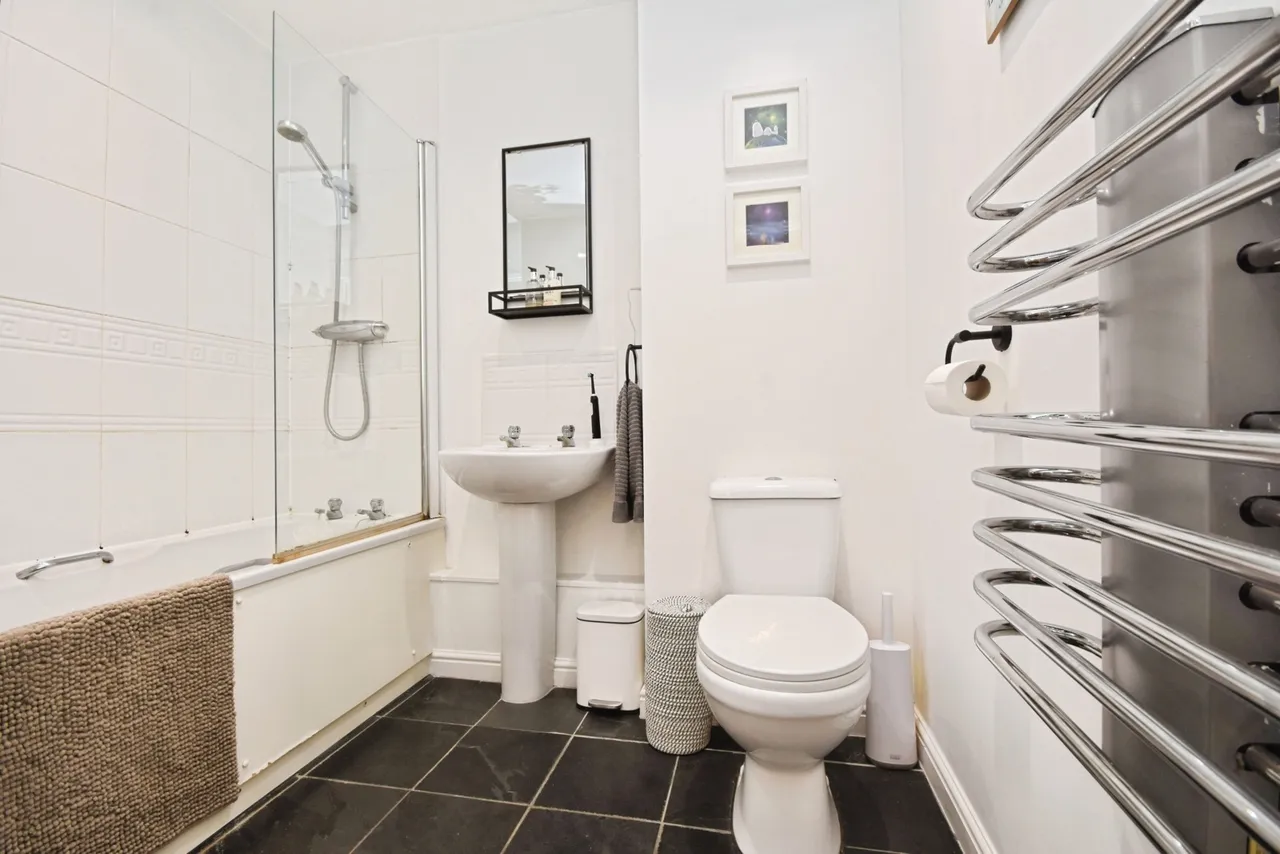 Roche Close, Rochford, Essex, SS4, photo 12