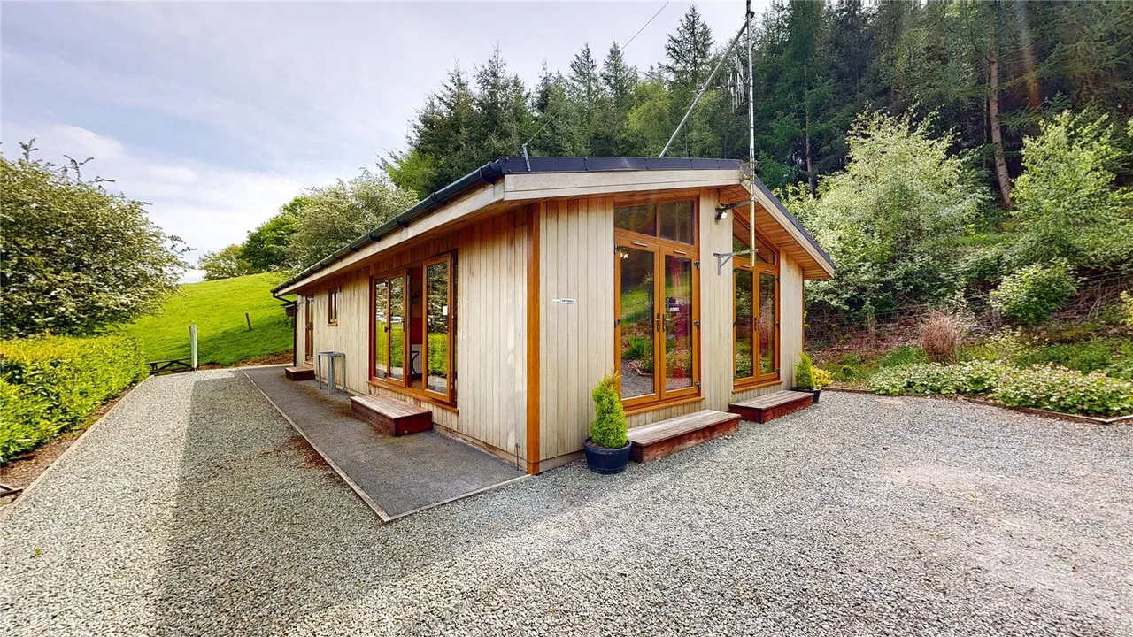 2 bed house for sale, Plas Dyffryn Trannon Lodge Park, Trefeglwys
