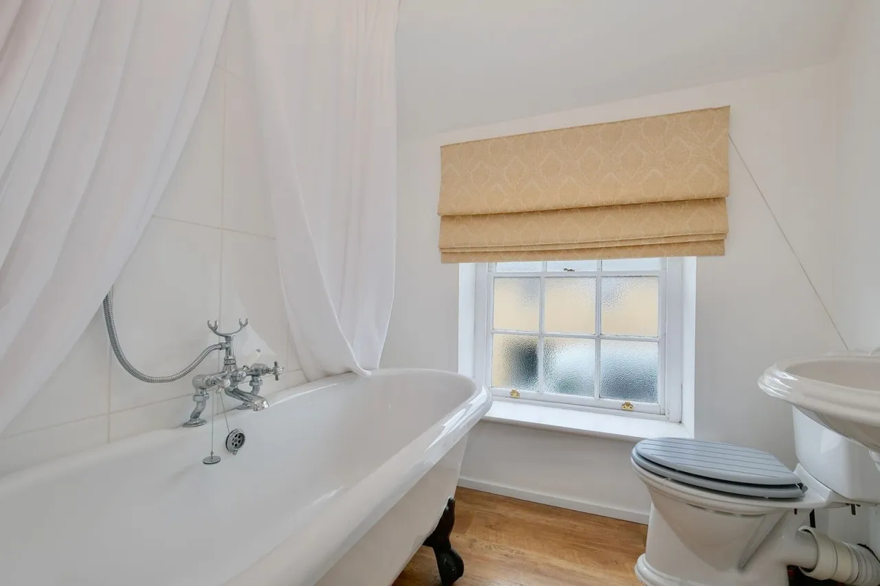 Main Street, Hartford, PE29, photo 18