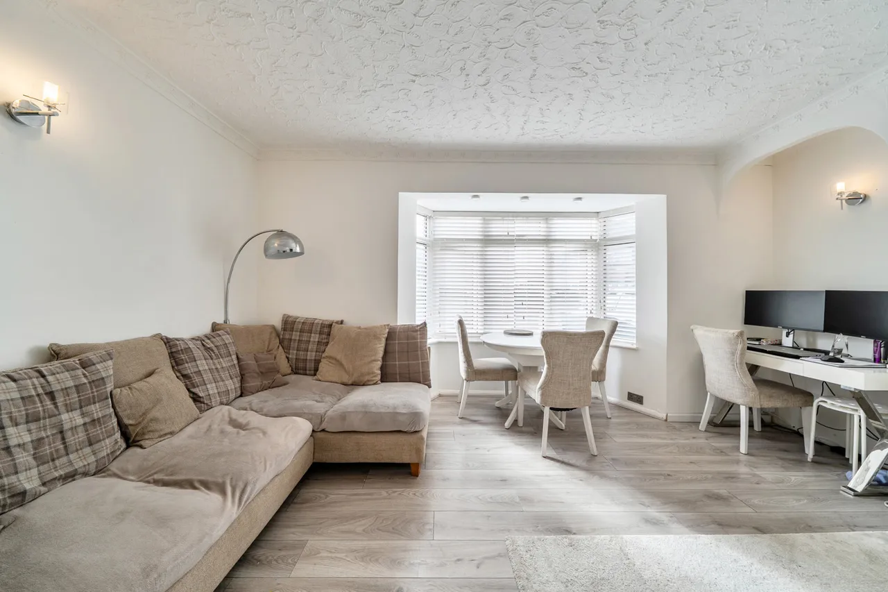 Cheltenham Close, Northolt, UB5, photo 16