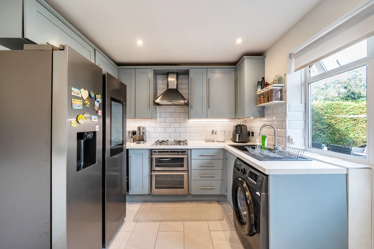 Cheltenham Close, Northolt, UB5, photo 4