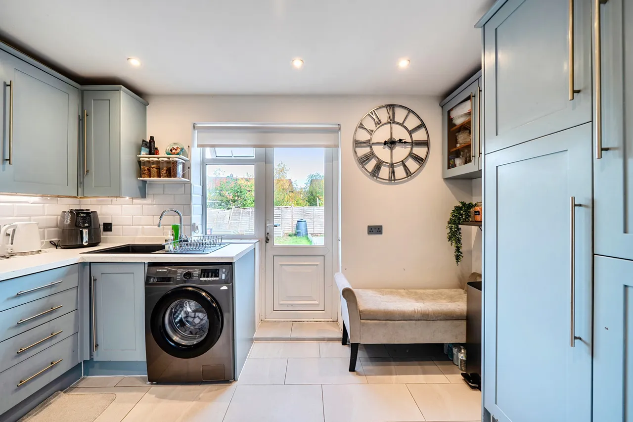 Cheltenham Close, Northolt, UB5, photo 13