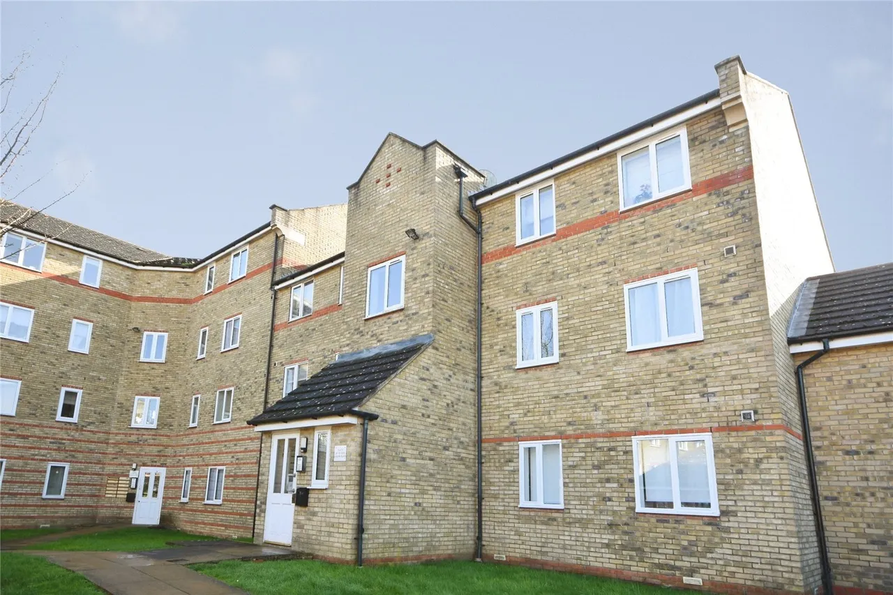 2 bed flat for sale — Evelyn Place, Chelmsford, Essex, CM1