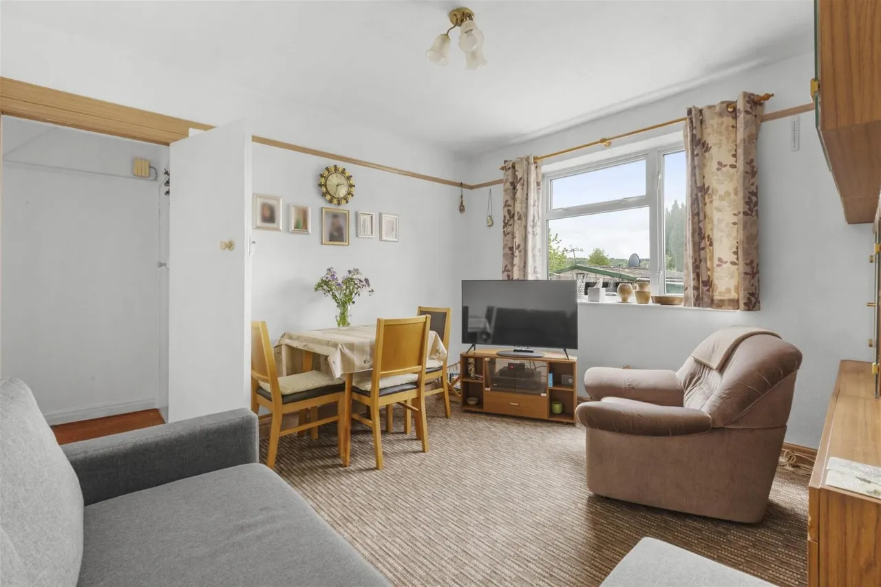 Healey Avenue, High Wycombe, HP13, photo 6