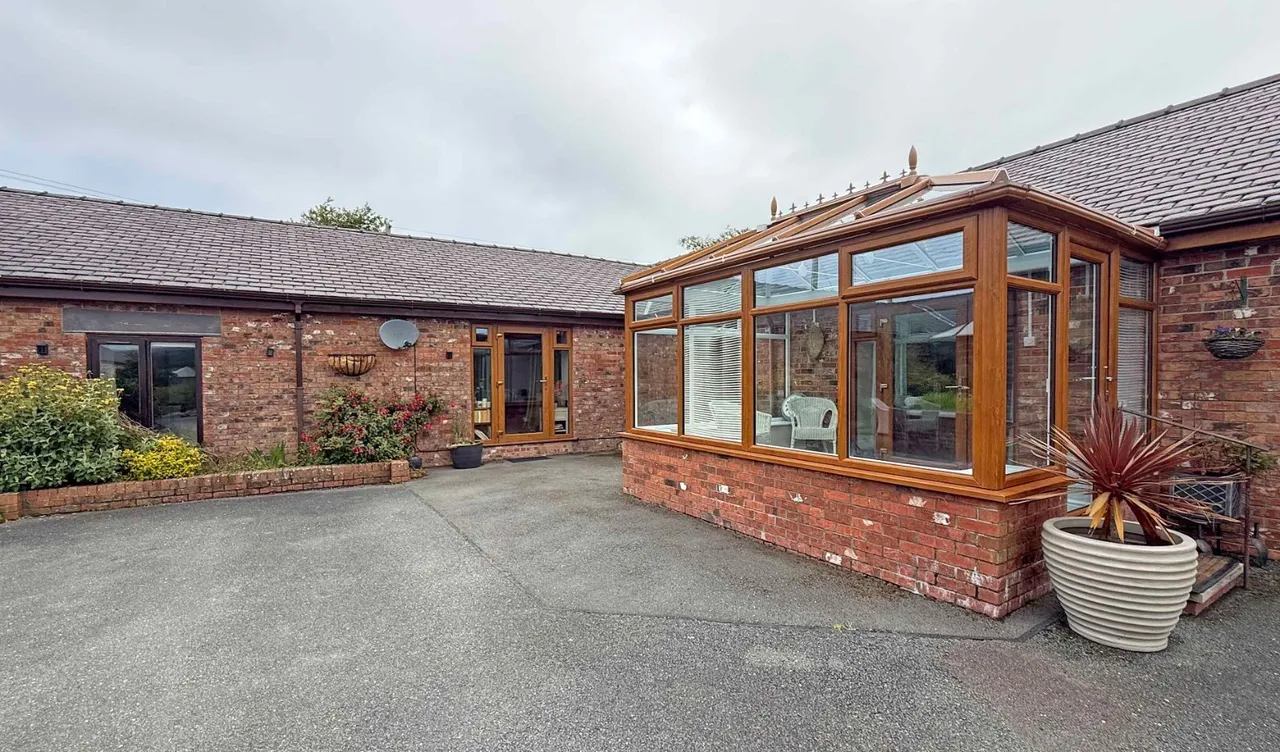 Caeathro, Caernarfon, LL55, photo 8
