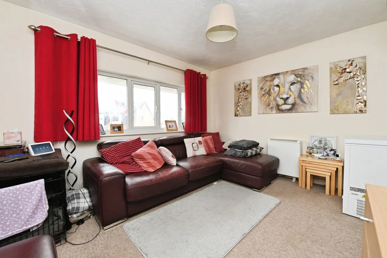 Orlando Drive, Basildon, Essex, SS13, photo 2