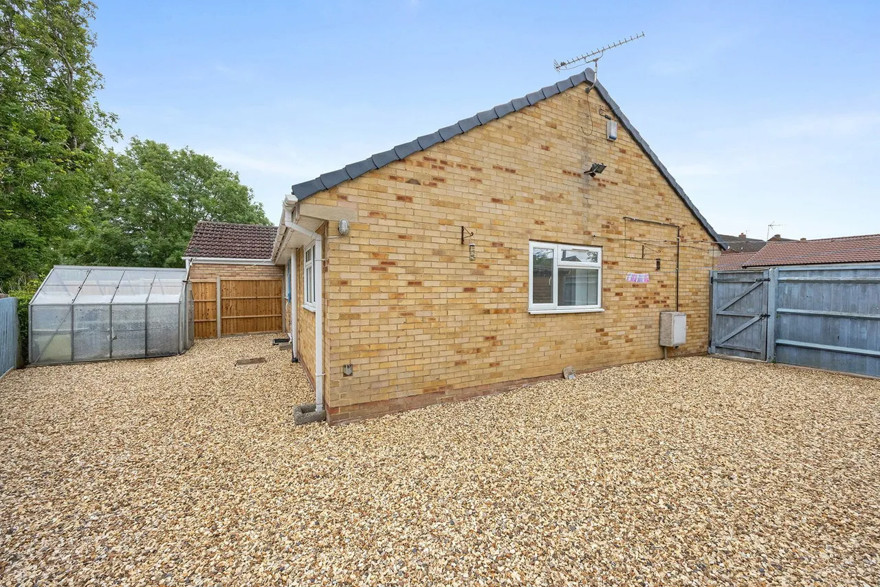 Warren Close, Cheltenham, GL51, photo 14