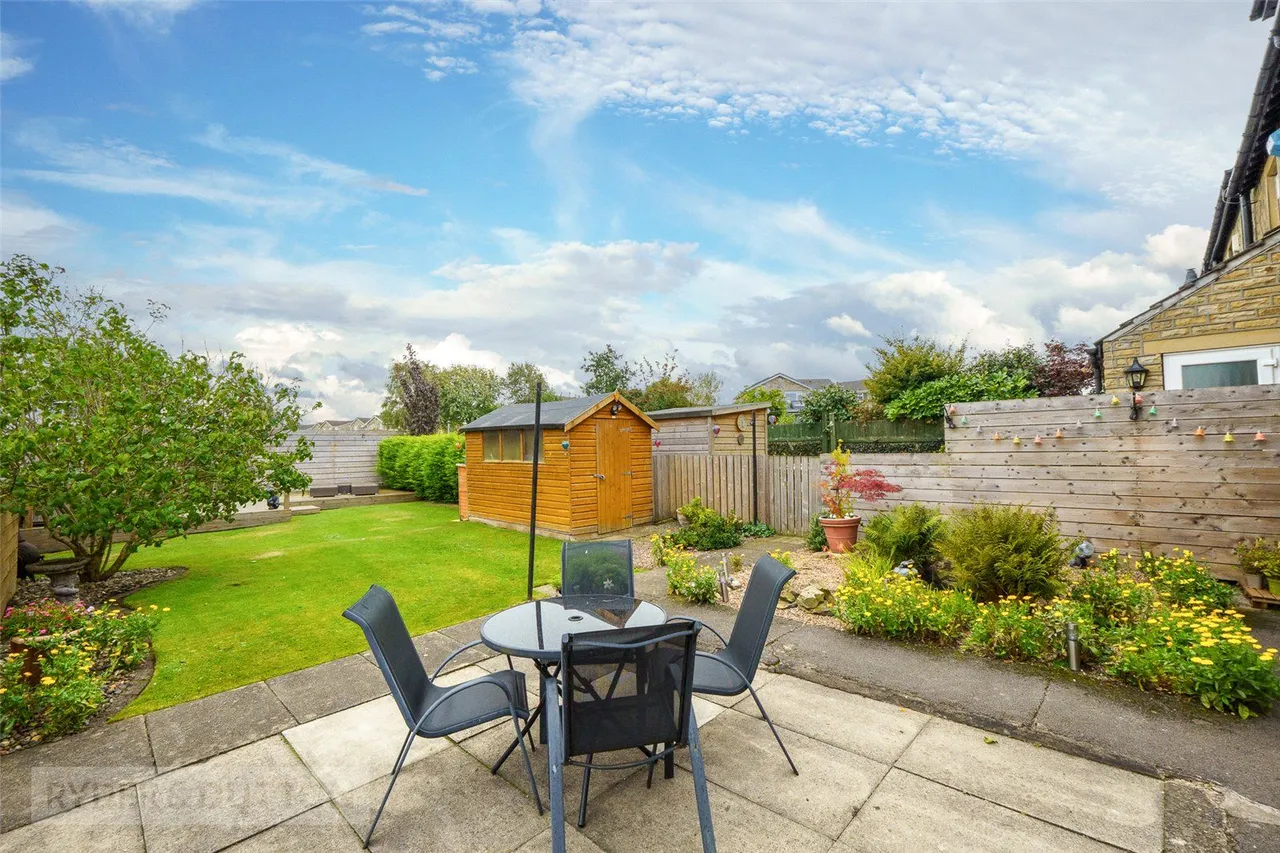 Moor Lane, Netherton, HD4, photo 16