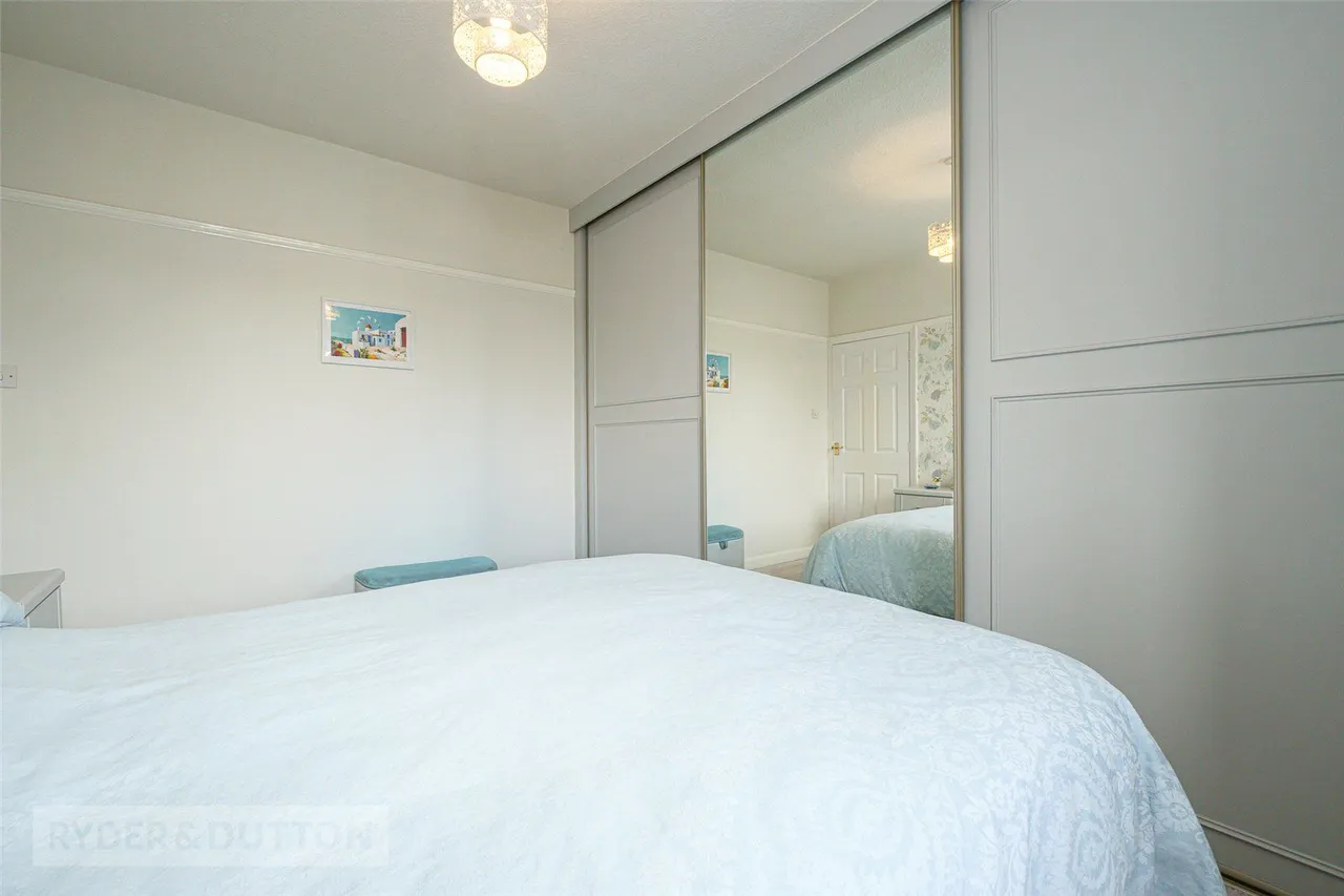 Moor Lane, Netherton, HD4, photo 8