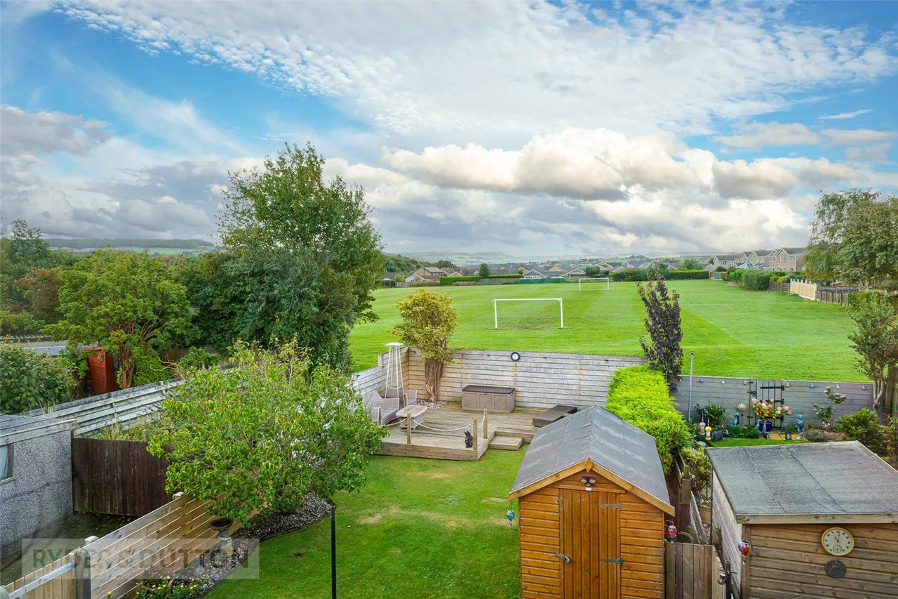 Moor Lane, Netherton, HD4, photo 21