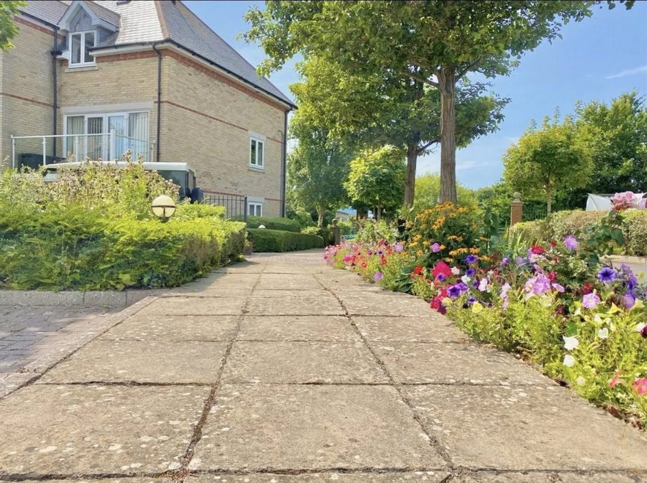 Cross Road, Weymouth, DT4, photo 6