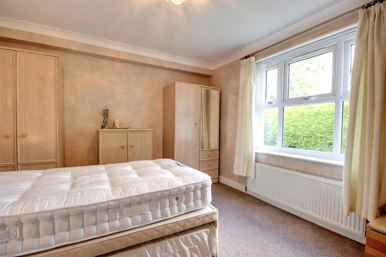 Beverley Road, Willerby, photo 11